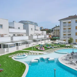 bungalow-marina.hotelinveneto.com/